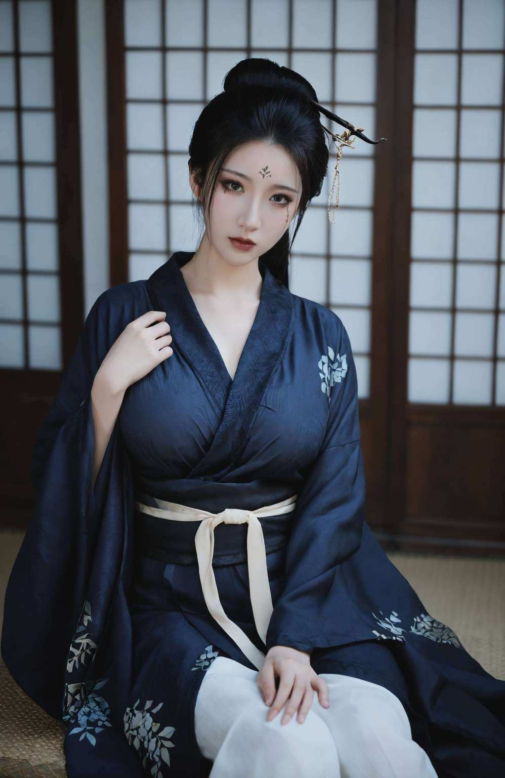 四妹之美翩若惊鸿