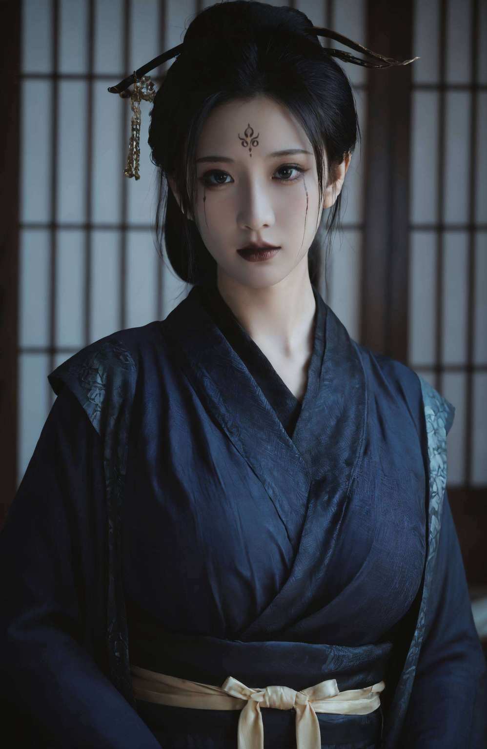 不仅美得让人心醉四妹